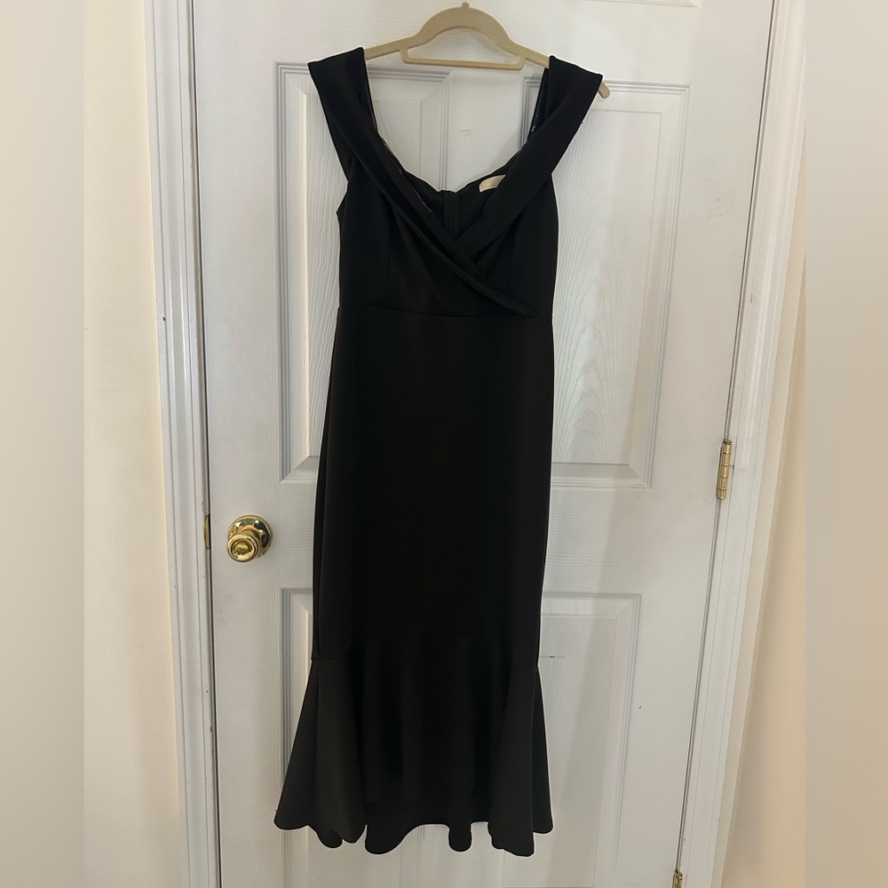 Black Sleeveless Evening Dress - Classic Black